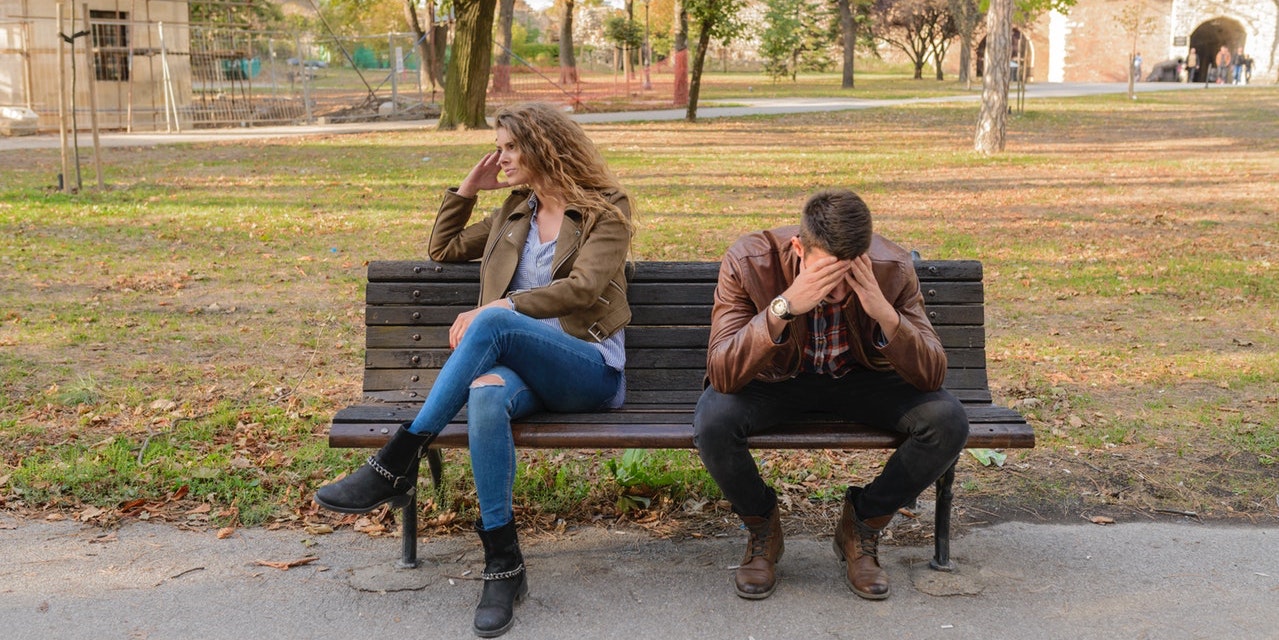 couple-arguing-on-bench